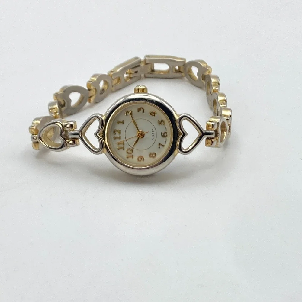 Vintage Women's Watch Heart Links Silver Gold Tone 21mm New Battery SMALL 6